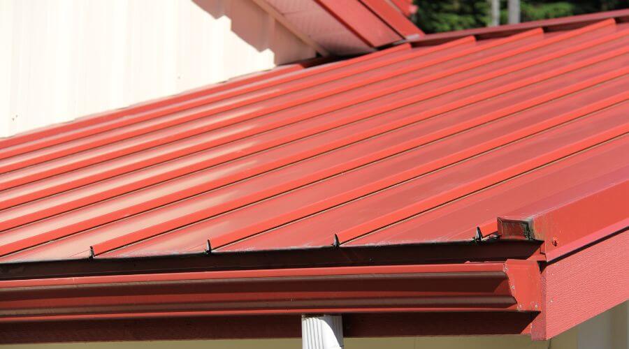 Roof Gutter Cleaning in Oxford, ME