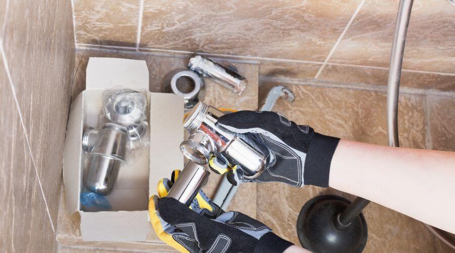 Professional gutter cleaning in Oxford, ME